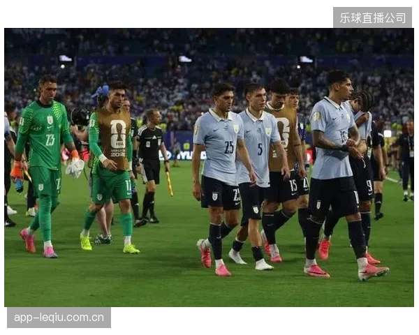 乌拉圭次战遭遇神秘之师佛得角，此役是确保小组出线的关键三分战。